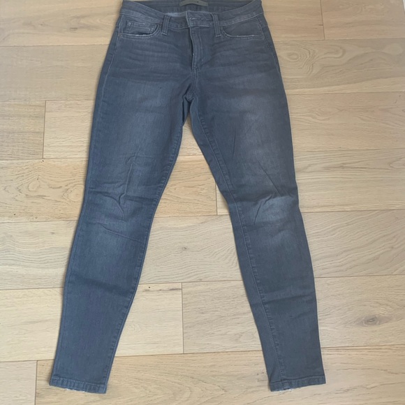 Joe’s Jeans Skinny Ankle in Grey - Picture 2 of 5